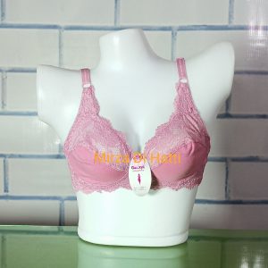 Artistry Lace Padded Bra with Exquisite Cutwork Cups and Delicate