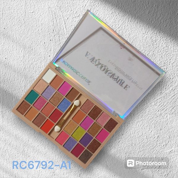 Eyeshadow and Glitter 32 Color Palette